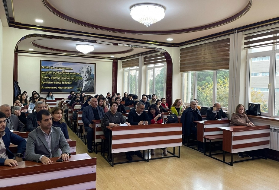 Турецкий тюрколог Ахмет Буран провел лекцию в БГУ