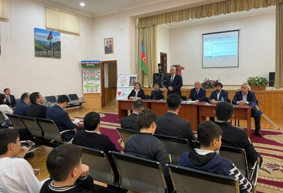 Şagirdlər narkotik vasitələrin zərərli təsiri barədə məlumatlandırılıb