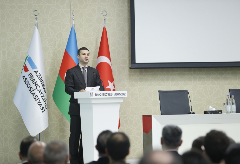 Volumen der an KMU in Aserbaidschan vergebenen Kredite steigt 5,3 Milliarden Manat