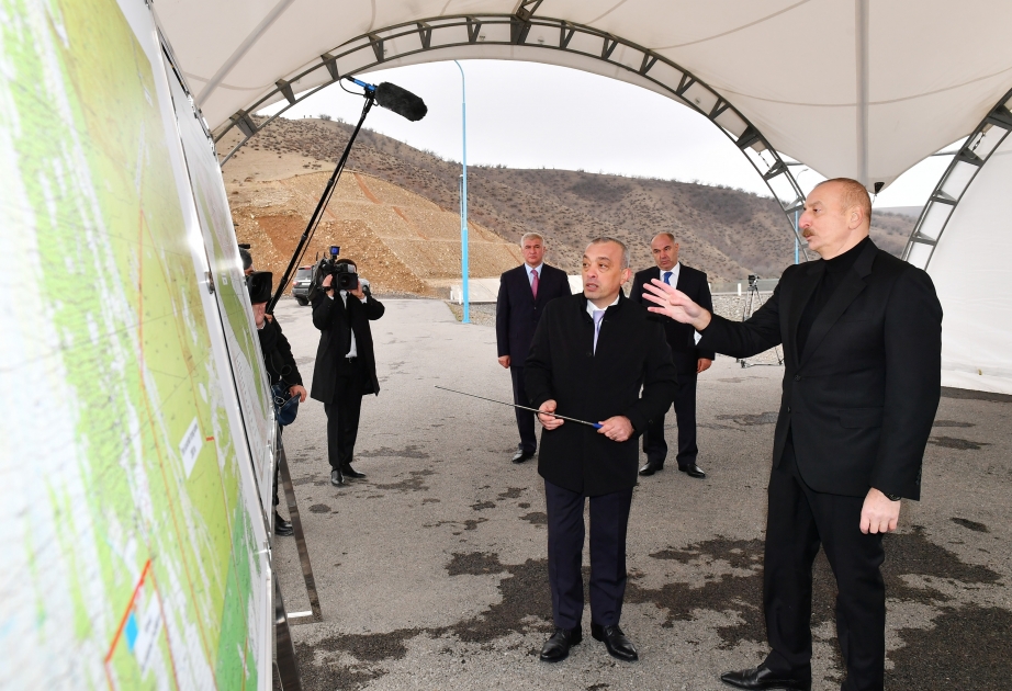 Se ponen en marcha las instalaciones que suministran agua de riego a la parcela del Agroparque "Shaki-Oghuz"