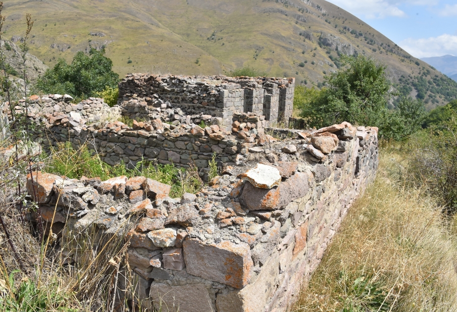 Село Армудлу Кяльбаджарского района ФОТО
