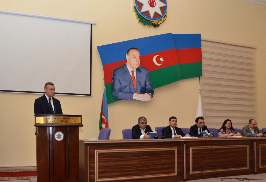 Peşə təhsilli kadr və mütəxəssis hazırlığının əhəmiyyəti müzakirə olunub