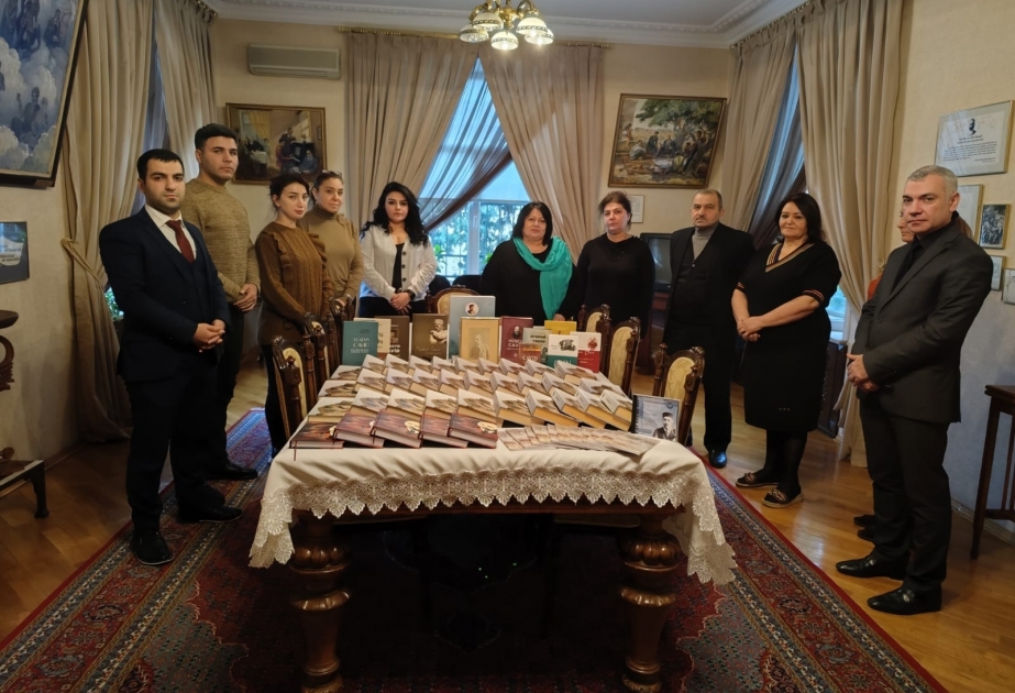 Почтена память Гусейна Джавида по случаю 81-й годовщины со дня смерти