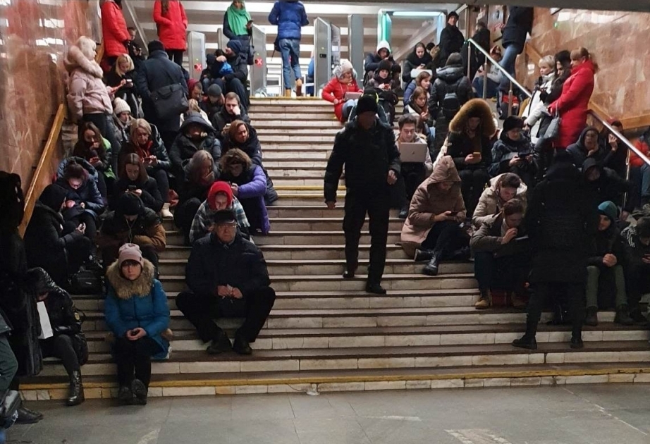 Киевское метро используется, как убежище –  ФОТОРЕПОРТАЖ