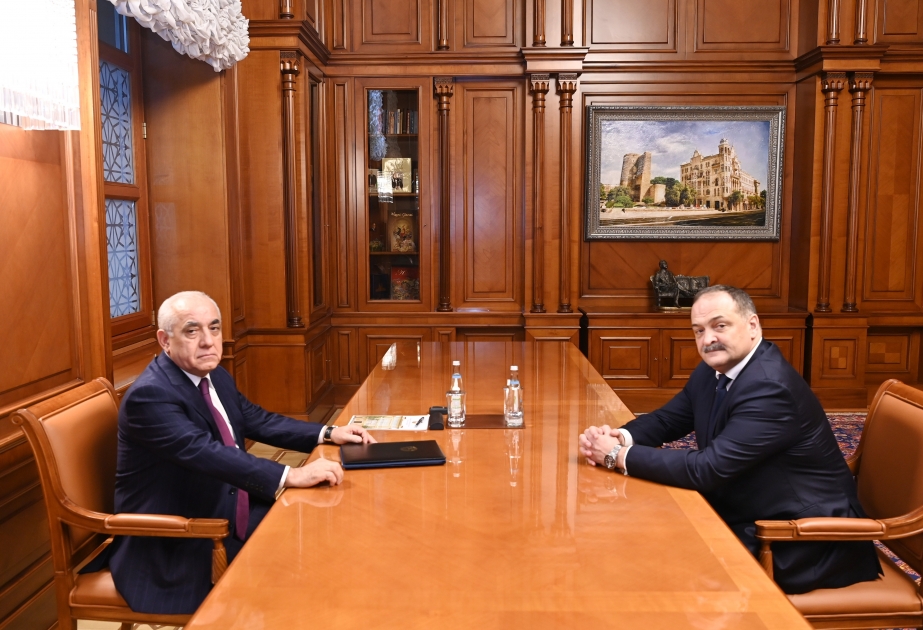 El Primer Ministro de Azerbaiyán se reunió con el Jefe de la República de Daguestán