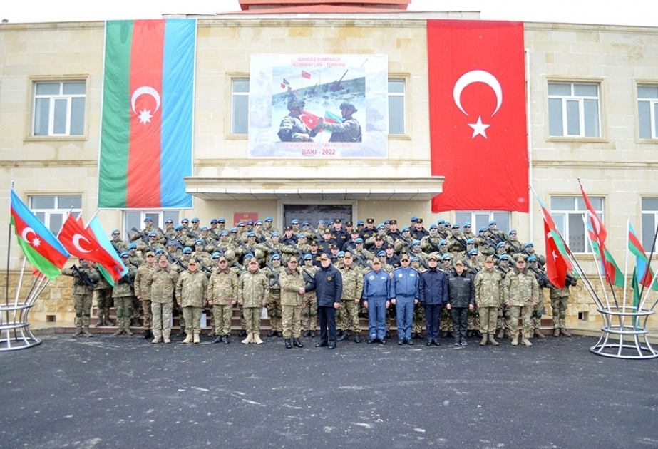 Azerbaijan’s Defense Ministry: Military personnel involved in “Fraternal Fist” exercises awarded VIDEO