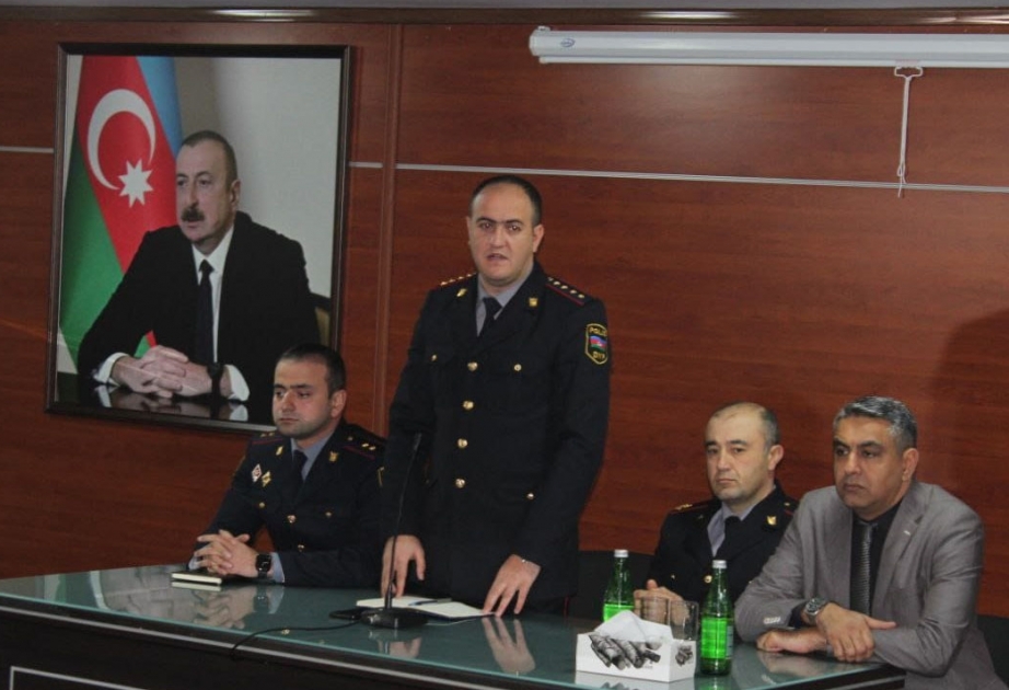 Sərnişindaşıma fəaliyyətində çalışan sürücülər hüquq və vəzifələri barədə məlumatlandırılıb