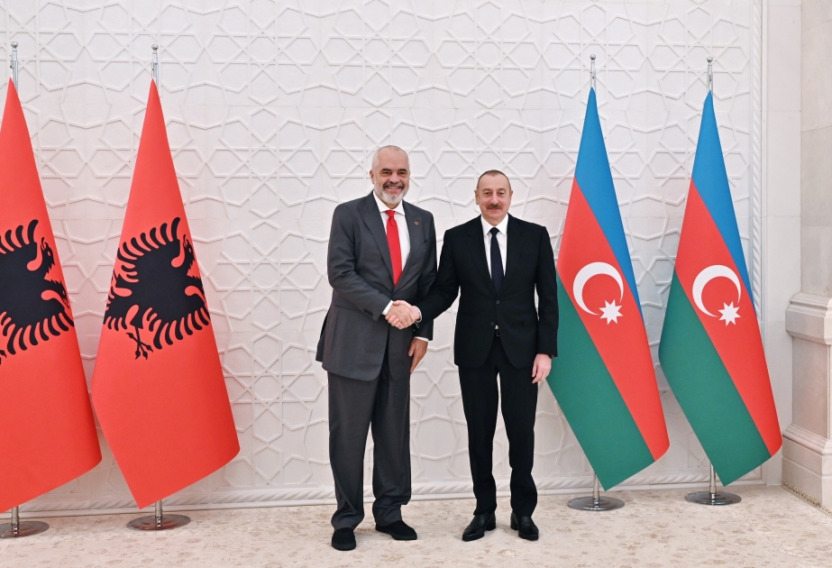 Präsident Ilham Aliyev und Albaniens Premierminister Edi Rama treffen sich unter vier Augen  AKTUALISIERT