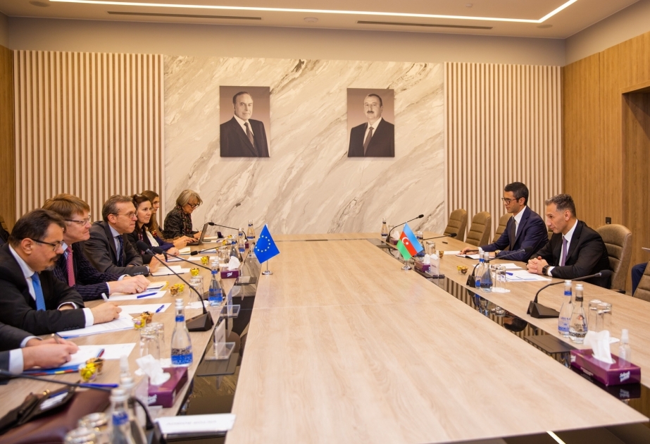 EU representative informed about transport and digitalization projects implemented in Azerbaijan