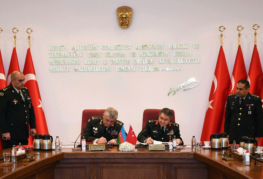 Azərbaycan-Türkiyə Yüksək Səviyyəli Hərbi Dialoq İclası başa çatıb