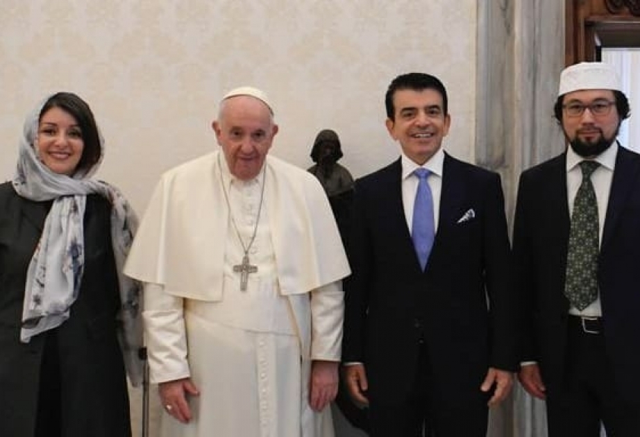 Le Directeur général de l’ICESCO et l'évêque de Rome examinent la coopération dans la promotion de la paix, de la coexistence et du dialogue civilisationnel
