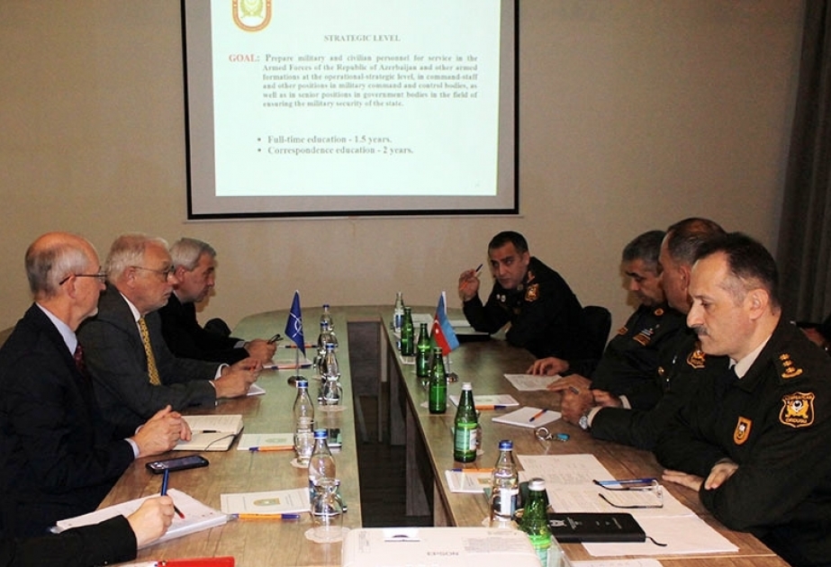 Ministerio de Defensa: "Se celebran reuniones de trabajo en el marco del Programa de Mejora de la Educación para la Defensa de la OTAN"