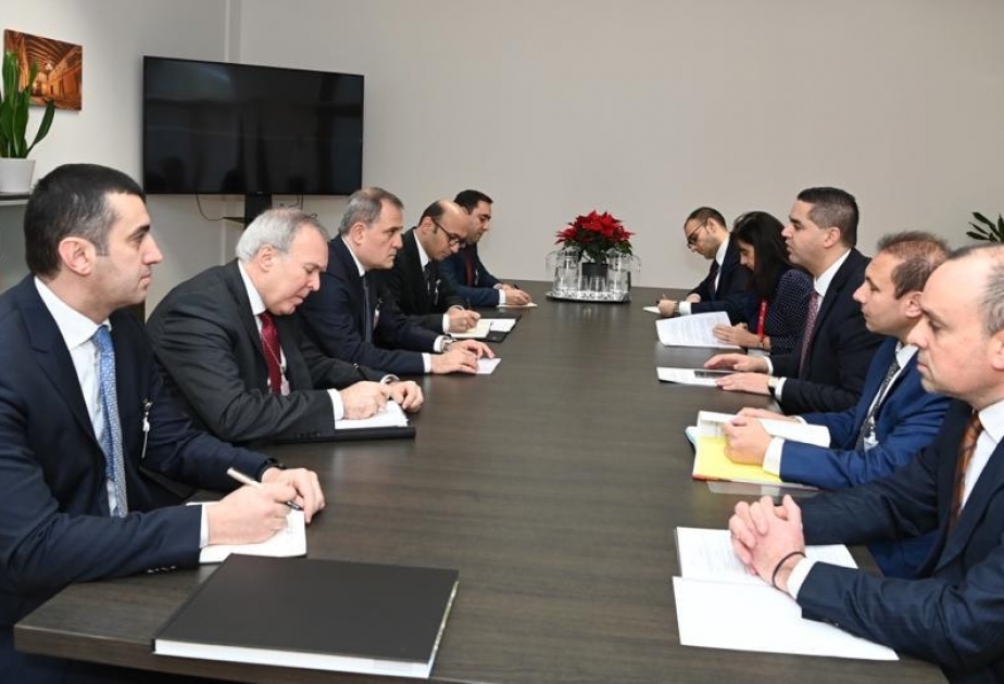 Ceyhun Bayramov maltalı həmkarına Ermənistanın təxribatları barədə məlumat verib