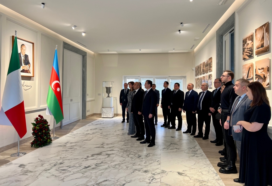 İtaliyada Ulu Öndər Heydər Əliyevin xatirəsi anılıb VİDEO