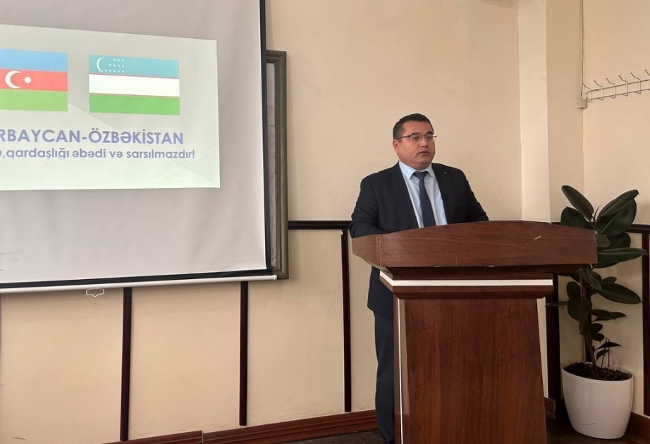 Özbək professor BDU-da “Xarəzm təzkirələri”ndən danışıb
