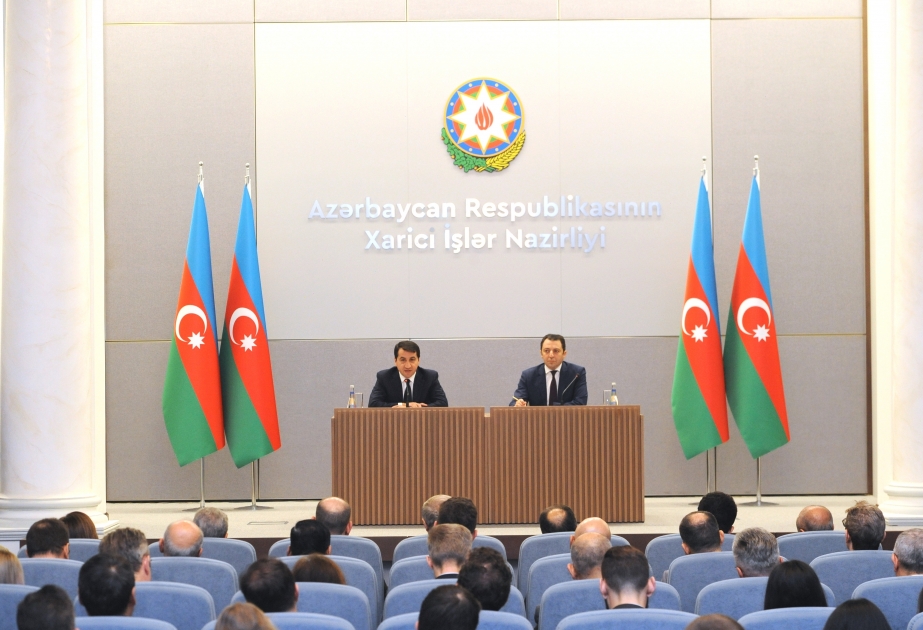 Asistente del Presidente: “Los yacimientos minerales de Azerbaiyán han sido explotados ilegalmente”