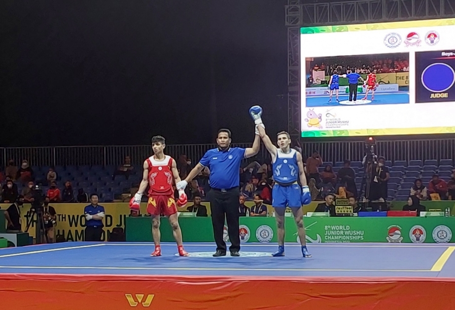 Los jóvenes luchadores de wushu azerbaiyanos consiguen medallas en Indonesia