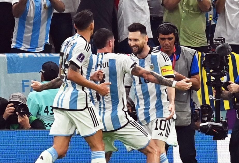 Argentina millisi fasiləyə üstün yollanıb