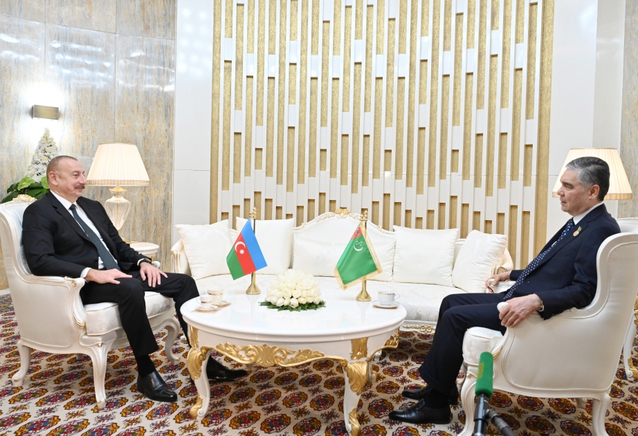 Turkmenistan: Präsident Ilham Aliyev trifft Gurbanguly Berdimuhamedov VIDEO