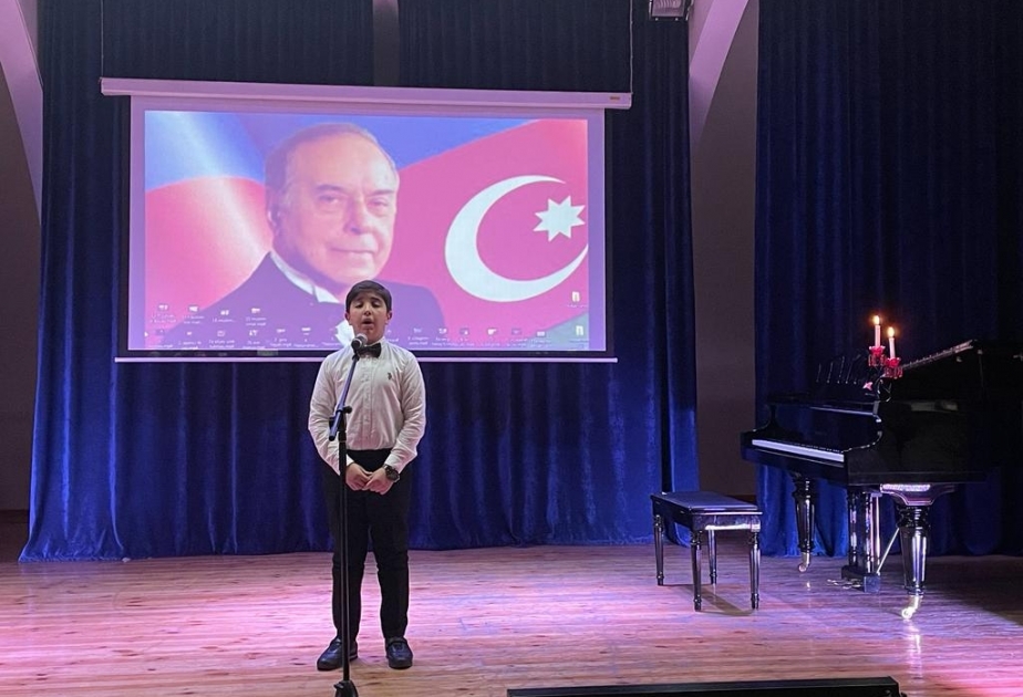 Ümummilli Lider Heydər Əliyevin əziz xatirəsi böyük ehtiramla anılıb