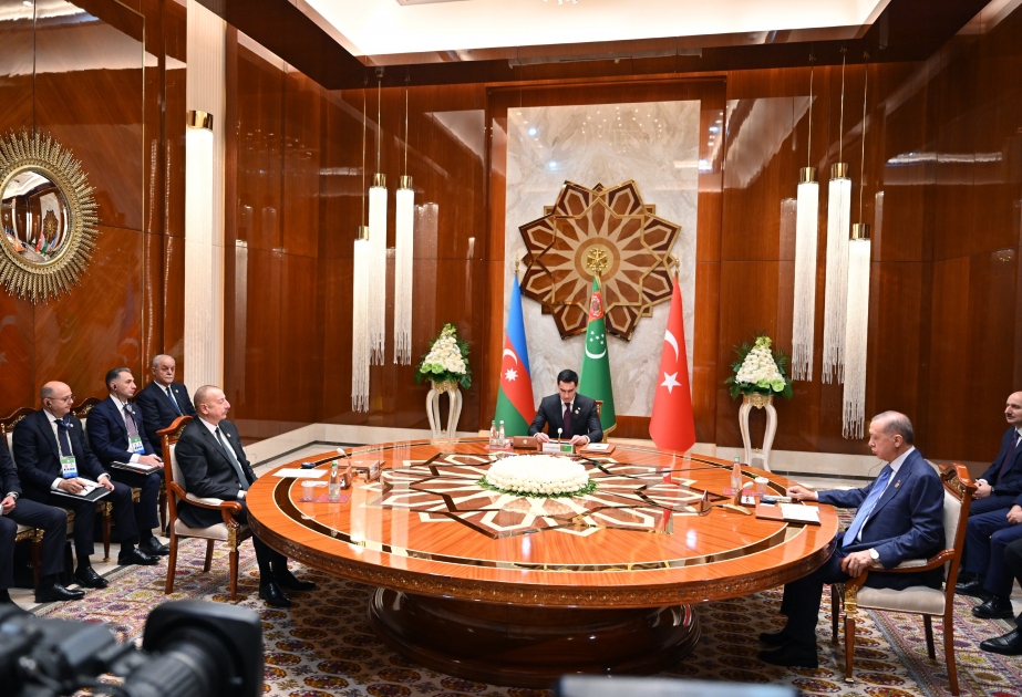 Prezident İlham Əliyev: Azərbaycan, Türkiyə və Türkmənistan nəqliyyat-logistika sahəsində böyük uğurlara imza atıb