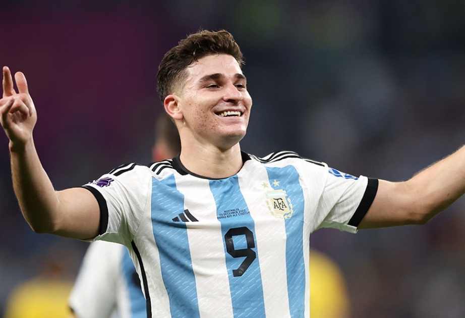 Argentinalı futbolçu Xulian Alvares yeni uğura imza atıb