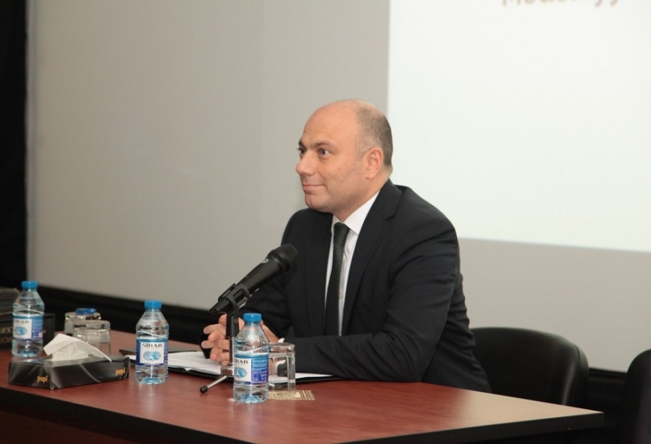 Mədəniyyət naziri respublikanın kino ictimaiyyəti ilə görüş keçirib