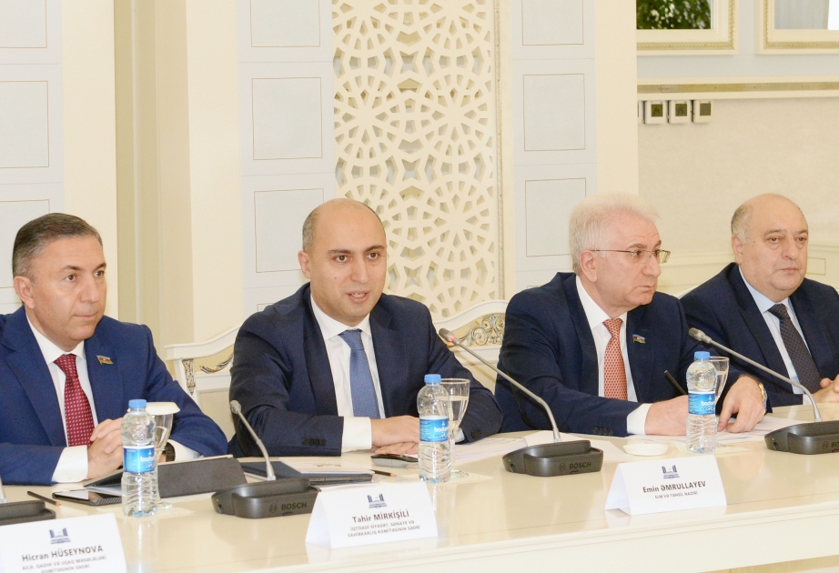 Sertifikasiya imtahanında gənc müəllimlər 100 faiz uğur qazanıblar
