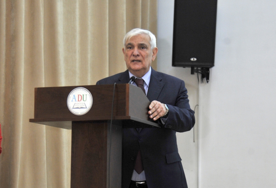Kamal Abdulla: Qarabağın bərpası işində fəallıq tələb olunur