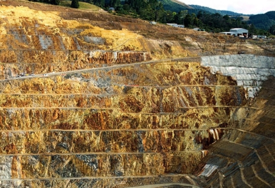 “Base Metals” şirkəti “Qızılbulaq” yatağının qanunsuz istismarından 178 milyon dollar qazanıb
