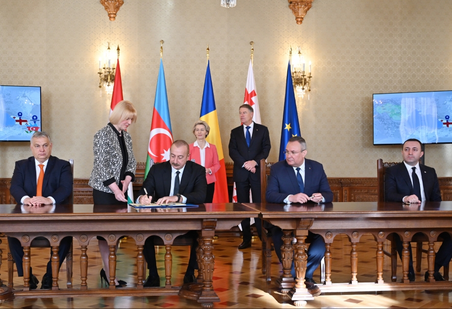 Buxarestdə Azərbaycan, Gürcüstan, Rumıniya və Macarıstan Hökumətləri arasında yaşıl enerji sahəsində strateji tərəfdaşlığa dair Saziş imzalanıb VİDEO