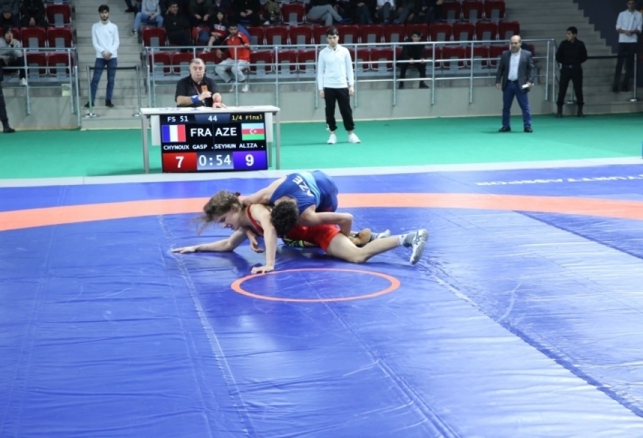 Bakú acoge un torneo internacional de lucha libre