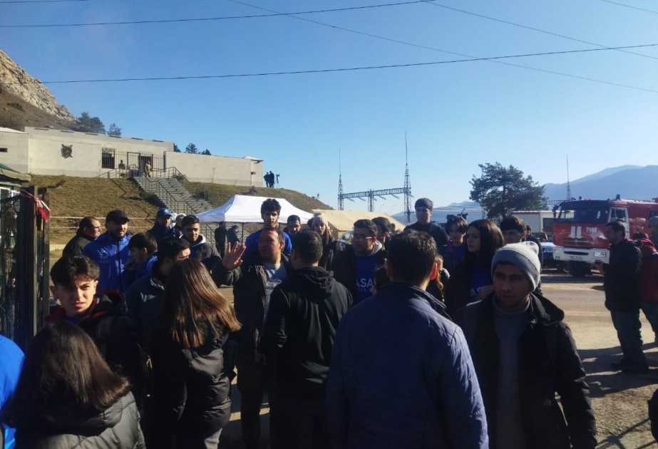Séptimo día de acción de protesta: Nuevos grupos de voluntarios llegan a la carretera Lachin-Shusha