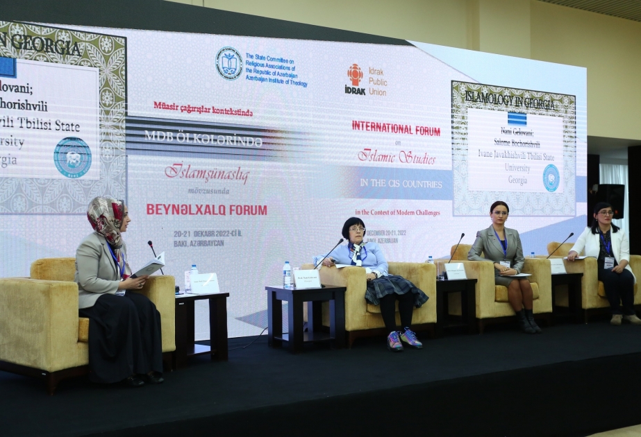 MDB ölkələrində islamşünaslığa dair beynəlxalq forum panellərlə davam edib