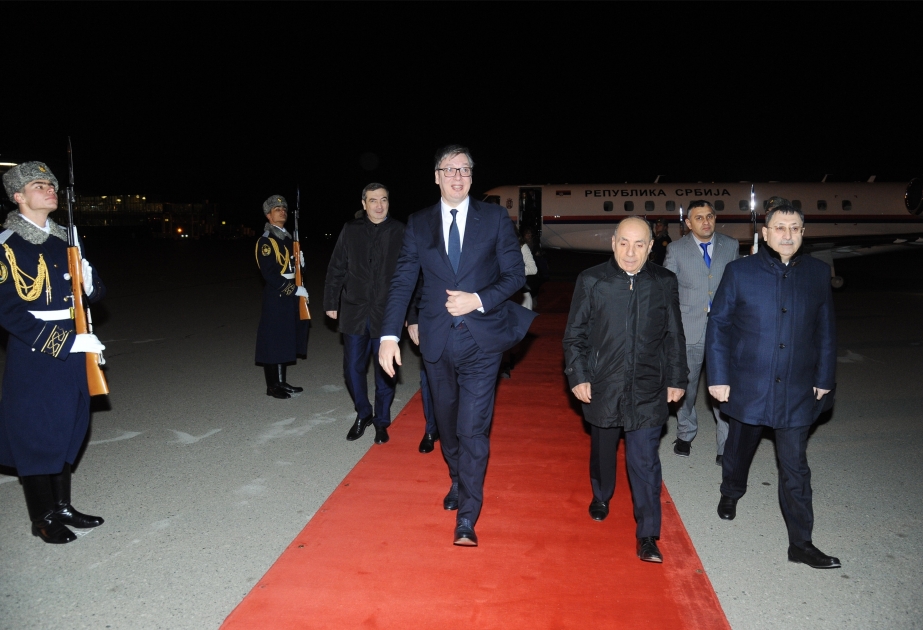 Президент Сербии Александар Вучич прибыл с рабочим визитом в Азербайджан