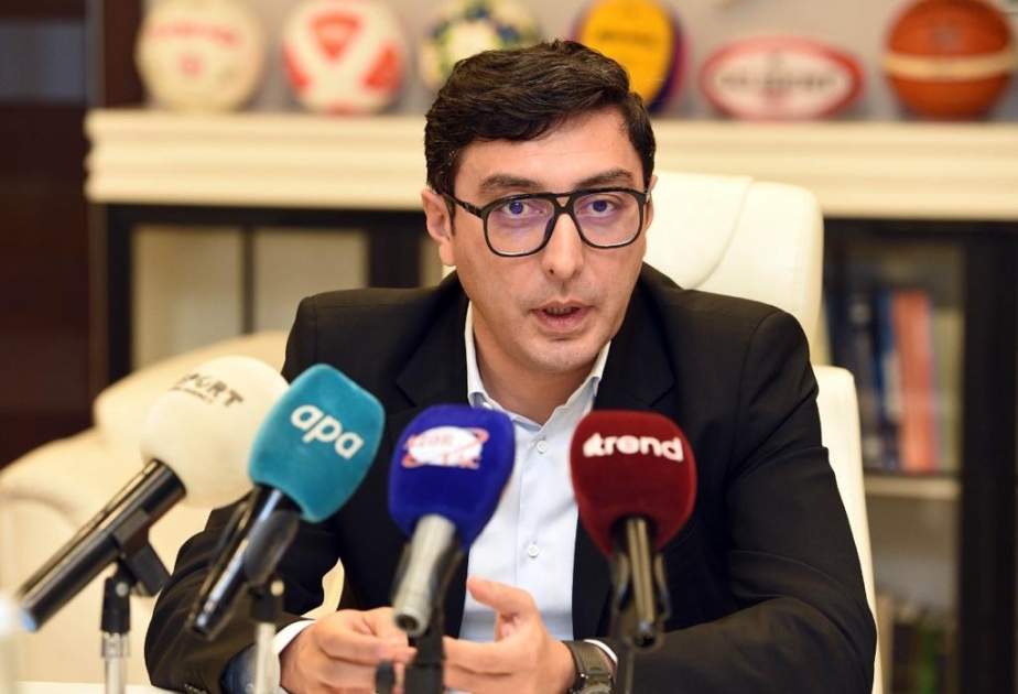 Bakıda qapalı buz meydançası istifadəyə veriləcək