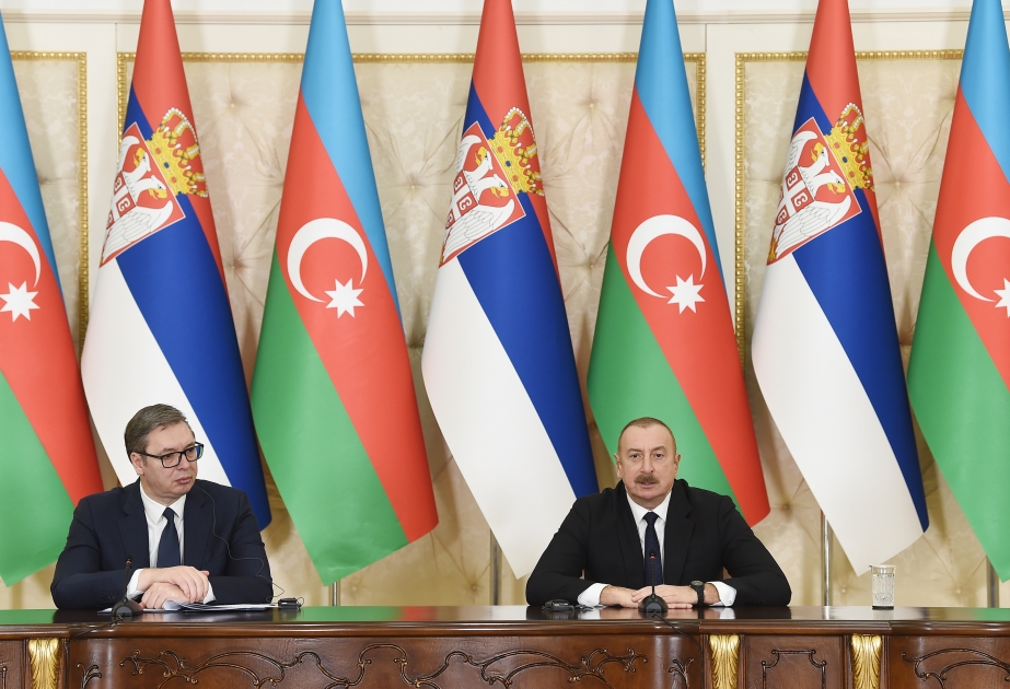 Les présidents azerbaïdjanais et serbe font des déclarations à la presse MIS A JOUR VIDEO