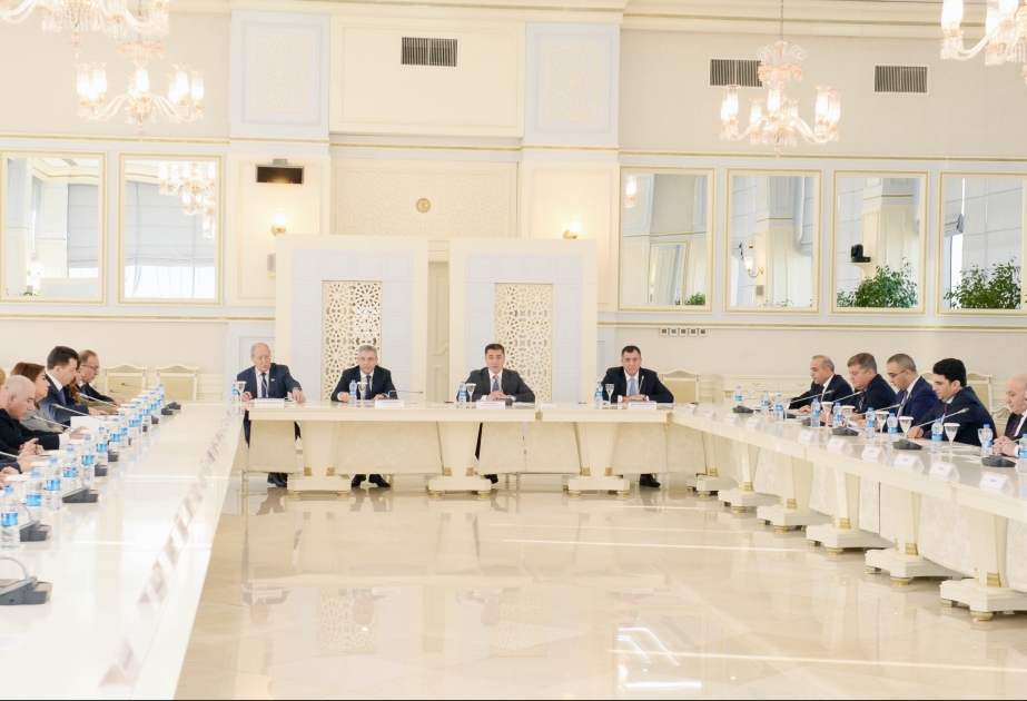 Daha 15 məsələ parlamentin plenar iclasına tövsiyə olunub