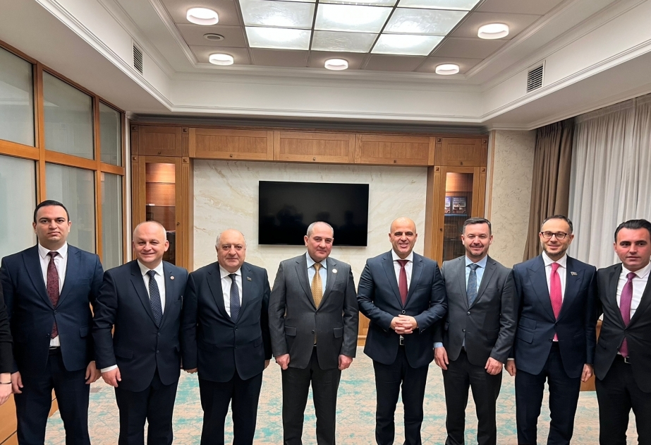Şimali Makedoniyanın Baş naziri YAP-ın nümayəndə heyətini qəbul edib