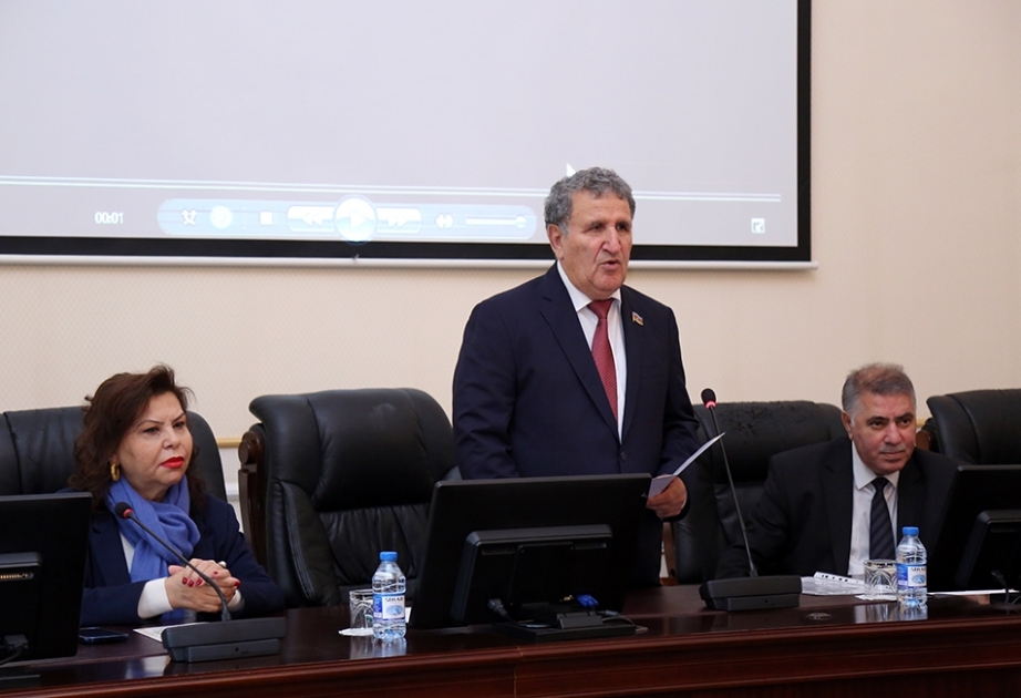 AMEA-da professor Həsən Mirzəyevin xatirəsi anılıb
