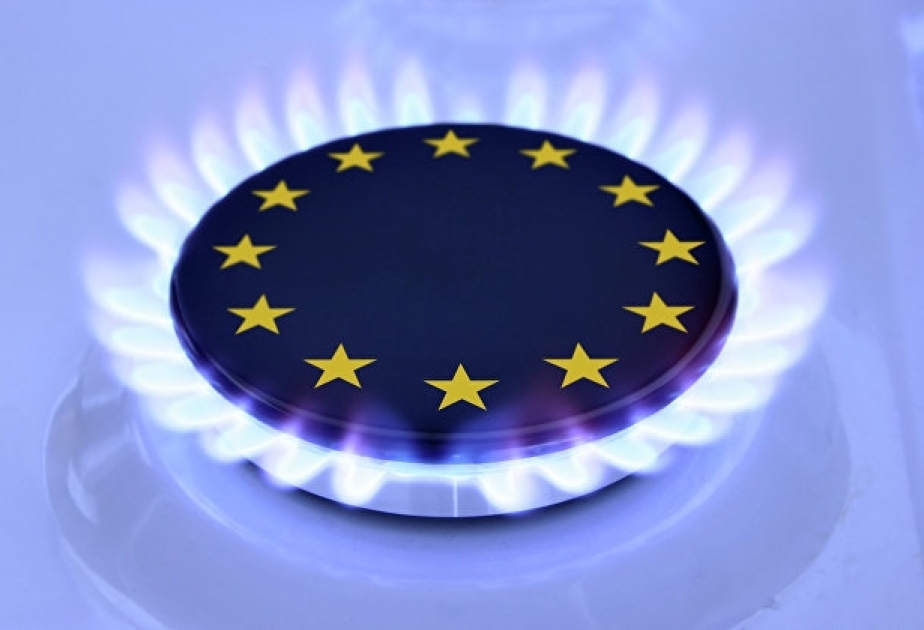 Цена газа в Европе опустилась ниже 920 долларов за 1 тыс. куб. м