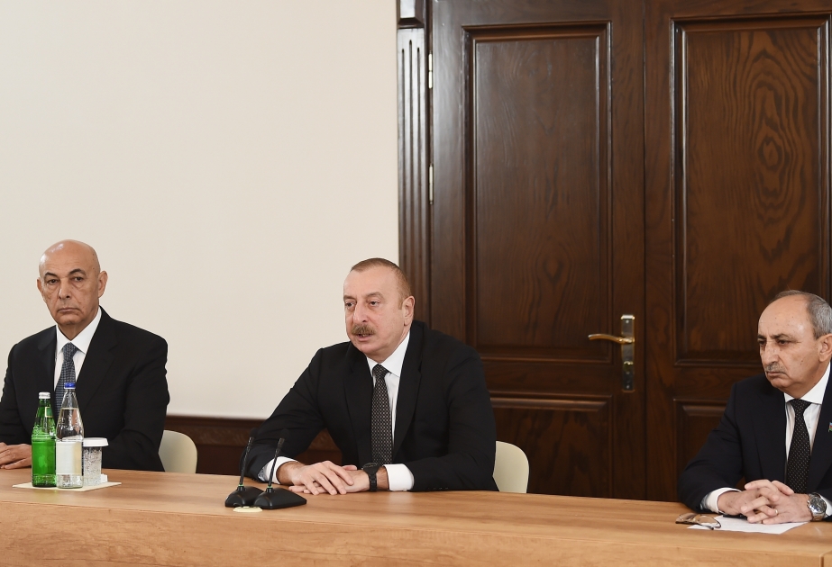 Президент: Разрушения, учиненные армянами в Западном Азербайджане, обязательно должны быть доведены до мировой общественности