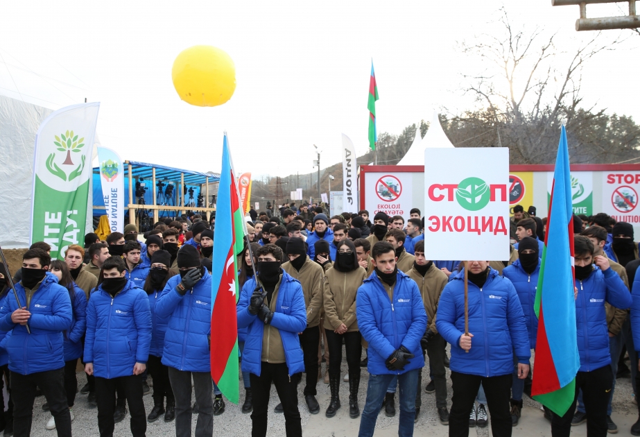 Laçın-Xankəndi yolu: Fəallar tələblərində israrlı görünürlər