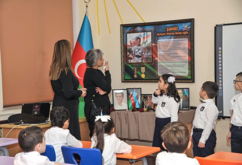 Elitar gimnaziyada şəhid Namiq Quliyevin adına sinif otağı açılıb