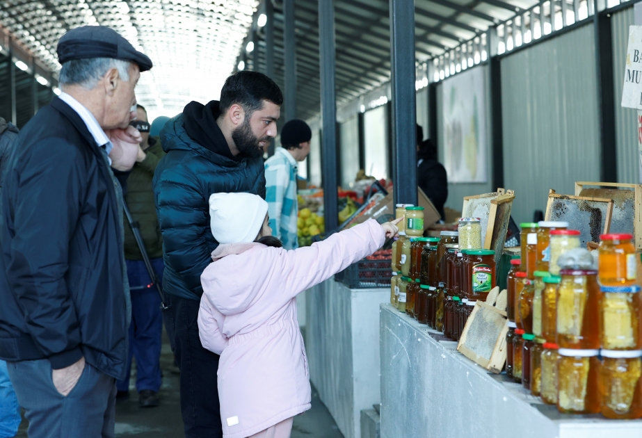Binəqədi rayonunda kənd təsərrüfatı məhsullarının satış yarmarkası keçirilir