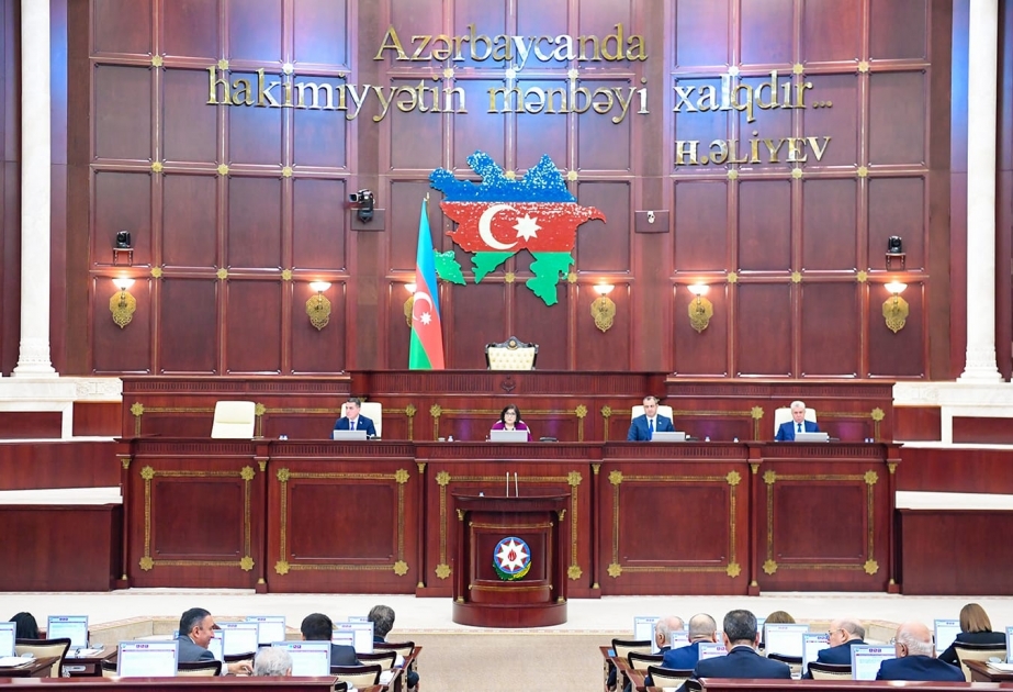 Milli Məclisin plenar iclasında 23 məsələ müzakirə olunub
