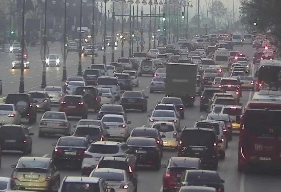 Hazırda paytaxtımızda sıxlıq müşahidə edilən yollar - SİYAHI