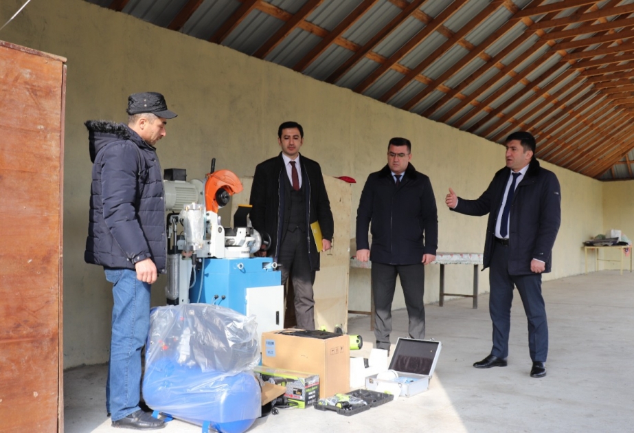 Qəbələ Dövlət Peşə Təhsil Mərkəzinin məzunlarına aktivlər verilib