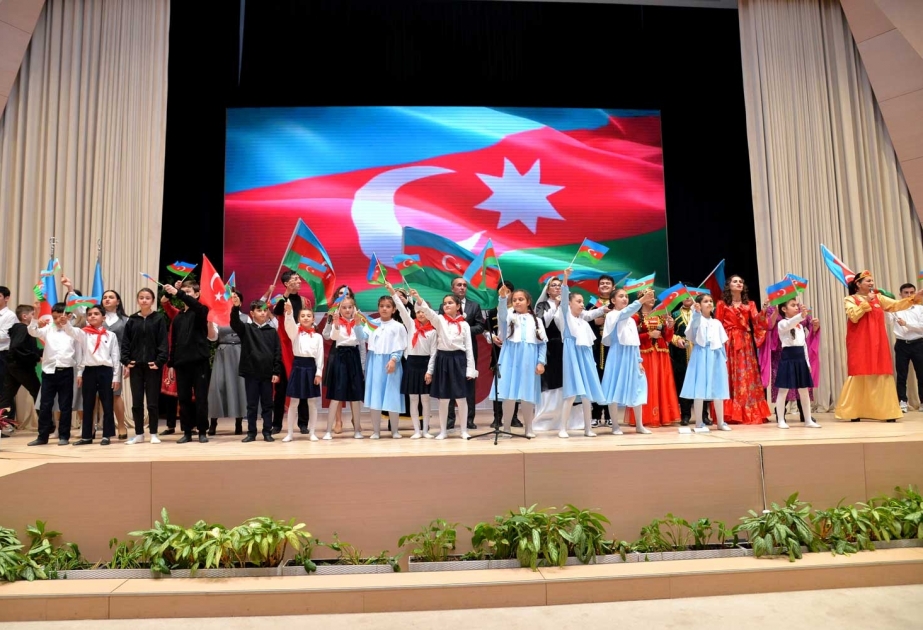 Üç əsrin şahidi olan 125 yaşlı məktəbin yubiley tədbiri
