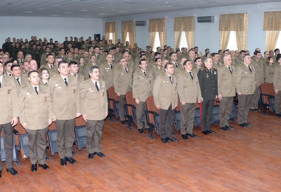 FHN-in Mülki müdafiə qoşunlarının bir qrup əməkdaşı təltif olunub